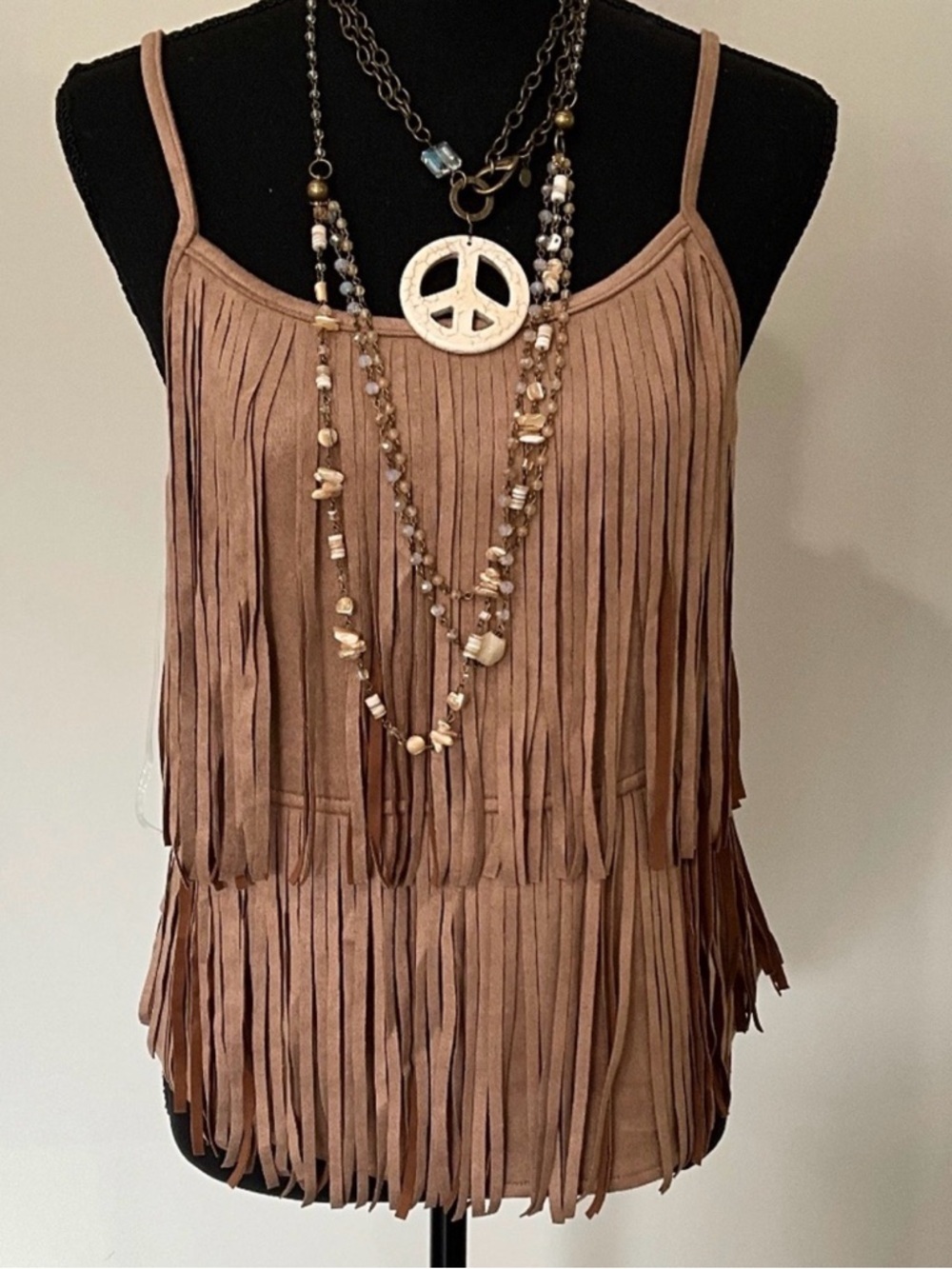 Saints & Hearts “Amarillo” Faux Suede Fringe Top